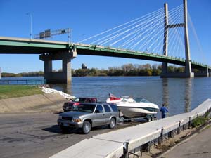 20041024_002.JPG - 21,912BYTES