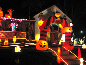 20041028_001.JPG - 43,714BYTES